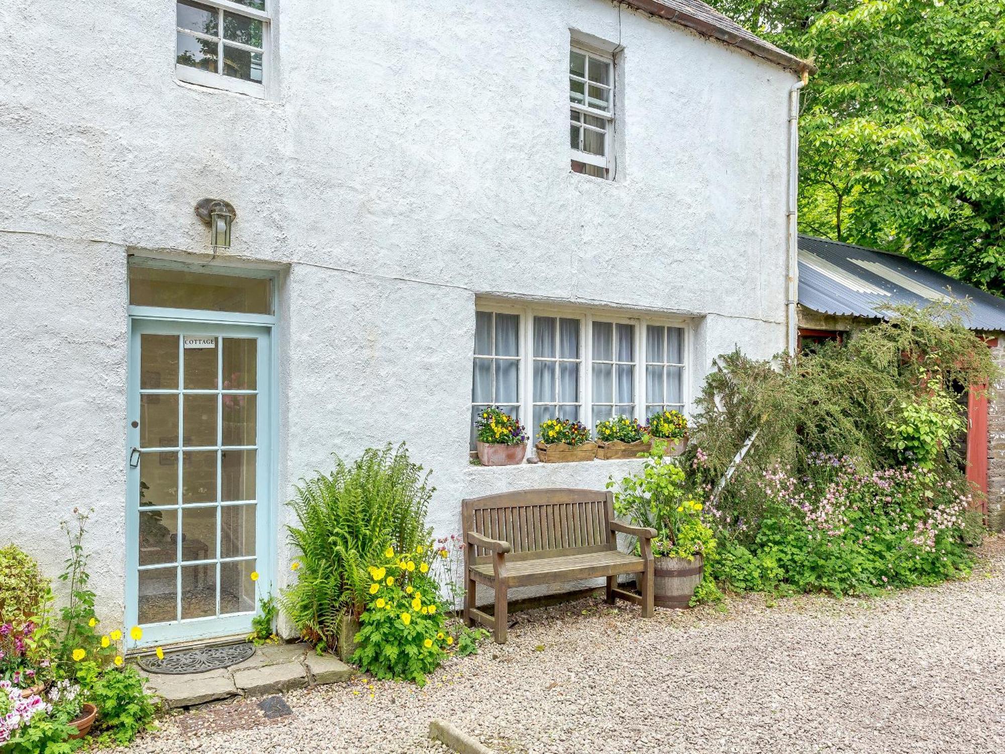 The Cottage Slickly Exterior photo